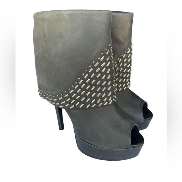 Gray Steve Madden open toes Women's Studded Ankle Booties high block heel - Picture 1 of 8